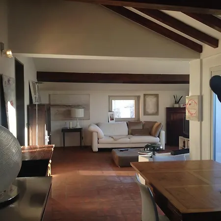 Casa D'arte Bed and Breakfast Πάρμα