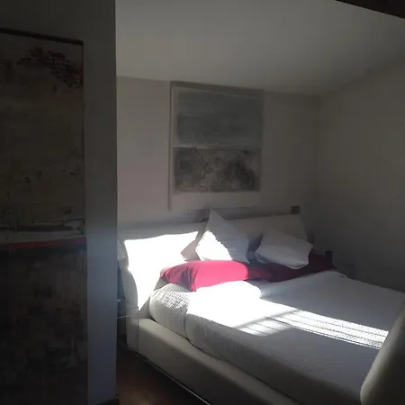 Casa D'arte Bed and Breakfast Πάρμα